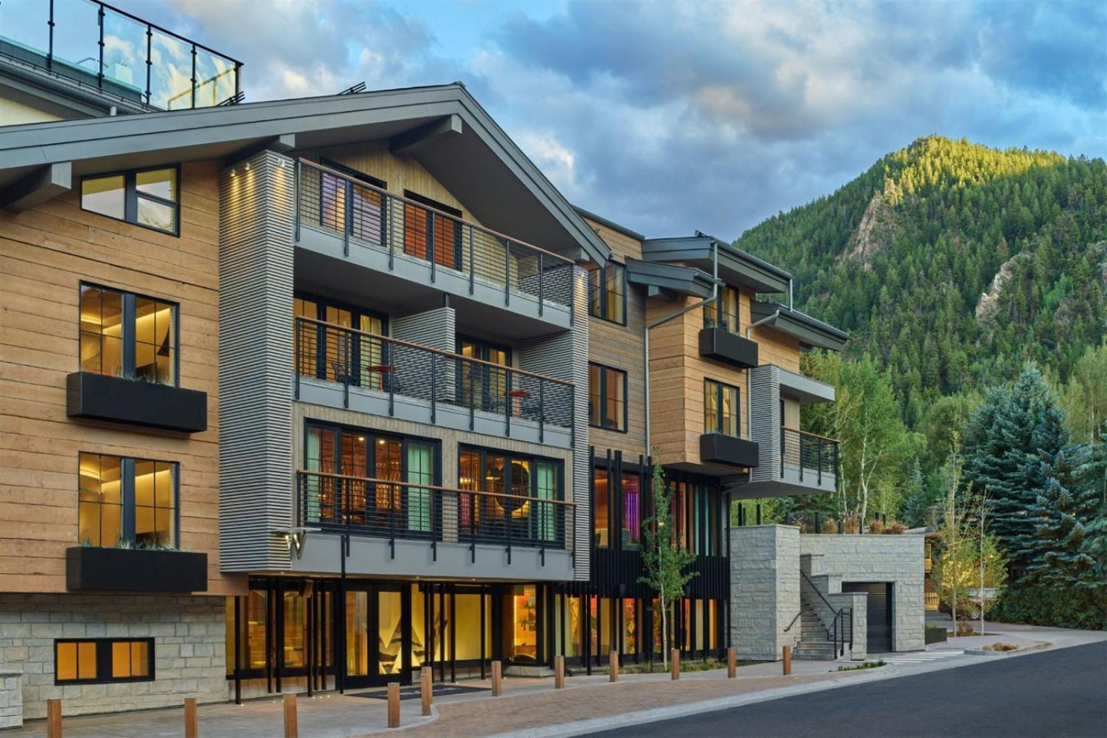 W Aspen Hotel Exterior photo