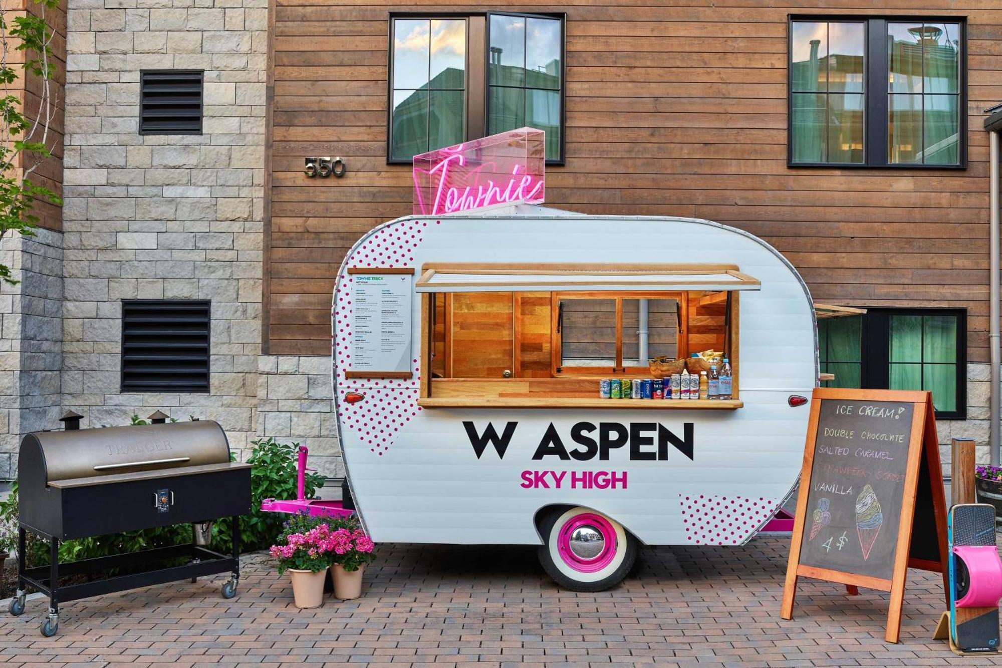 W Aspen Hotel Exterior photo